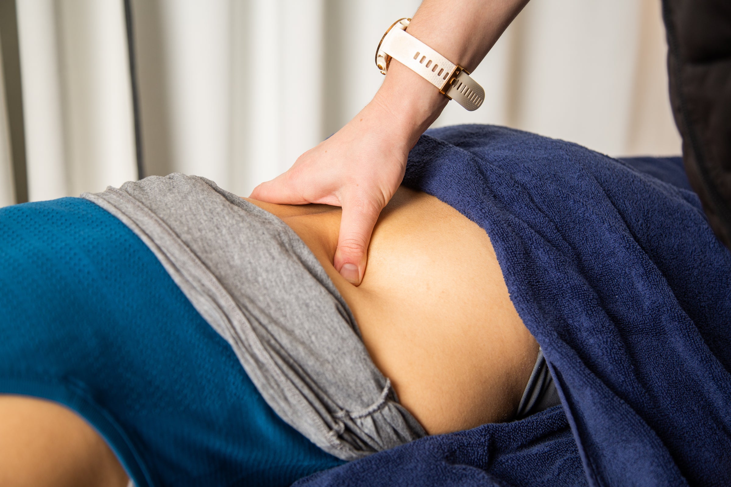 Pregnancy massage for back pain 